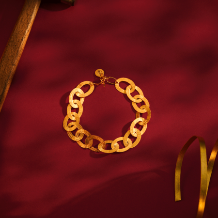 GOLD_BRACELET