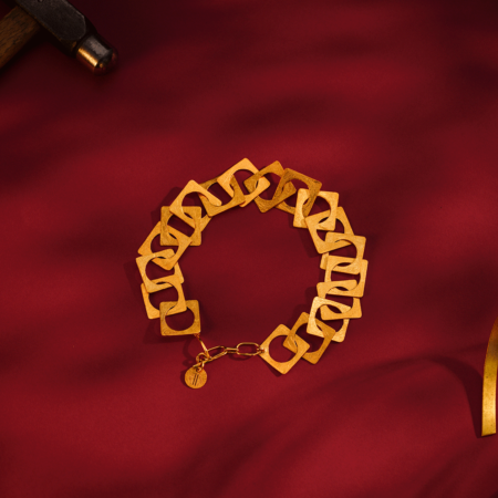 GOLD_BRACELET