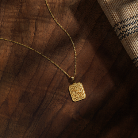 GOLD_PENDANT
