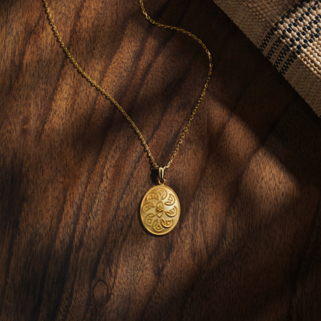 GOLD_PENDANT